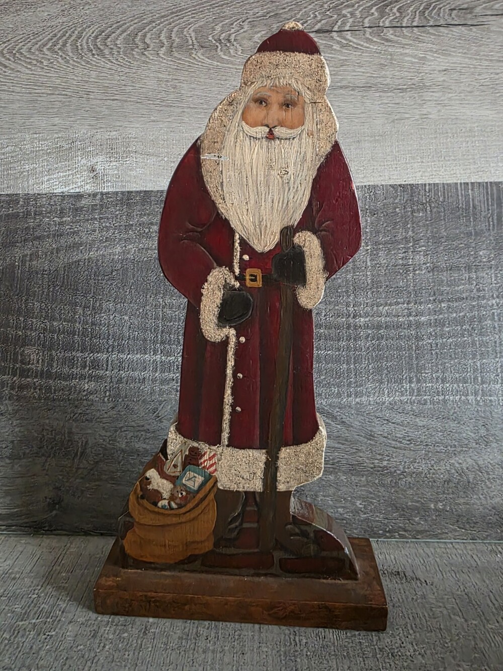 Vintage 12" Wood Hand-Carved And Painted Primitive Santa Claus Board Statue b219
